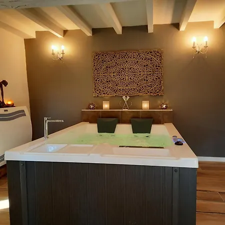 Charme Au Fil De L'eau