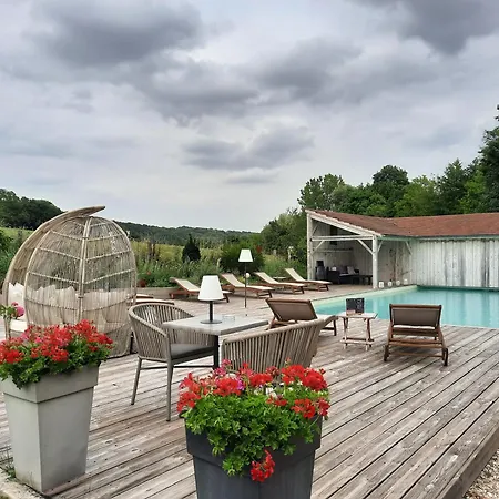 Charme Au Fil De L'eau *