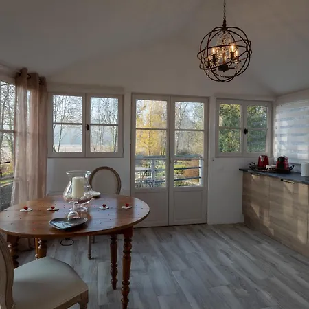 Charme Au Fil De L'eau