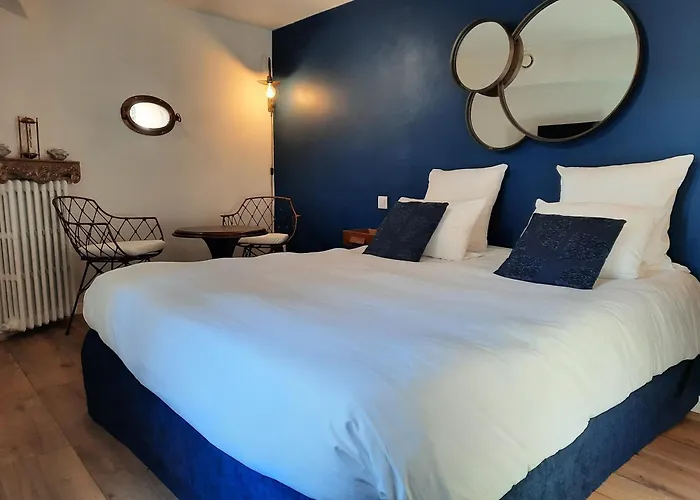 Charme Au Fil De L'eau Otel *