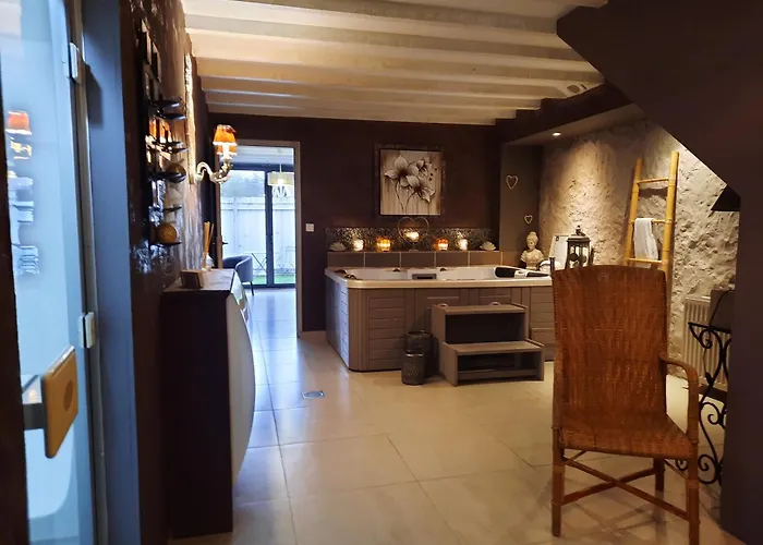 Charme Au Fil De L'eau Otel *